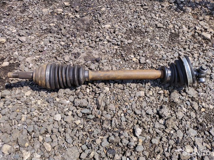 Привод правый левый Renault Logan 2 k7m МКПП