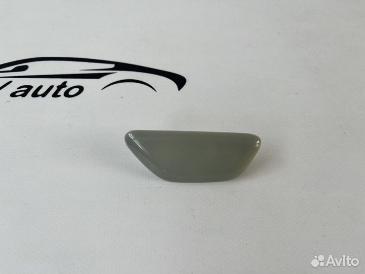 Mazda CX 5 крышка форсунки фары правая 17-21