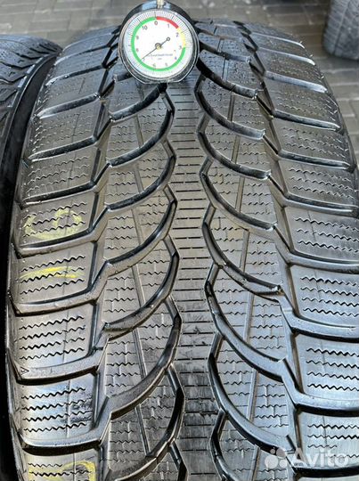 Bridgestone Blizzak LM-32 235/50 R18