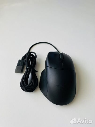 Игровая мышь Razer Basilisk
