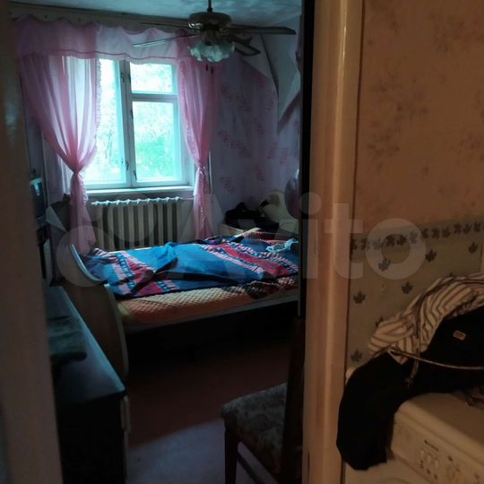 Доля в 3-к. квартире, 65,5 м², 2/9 эт.