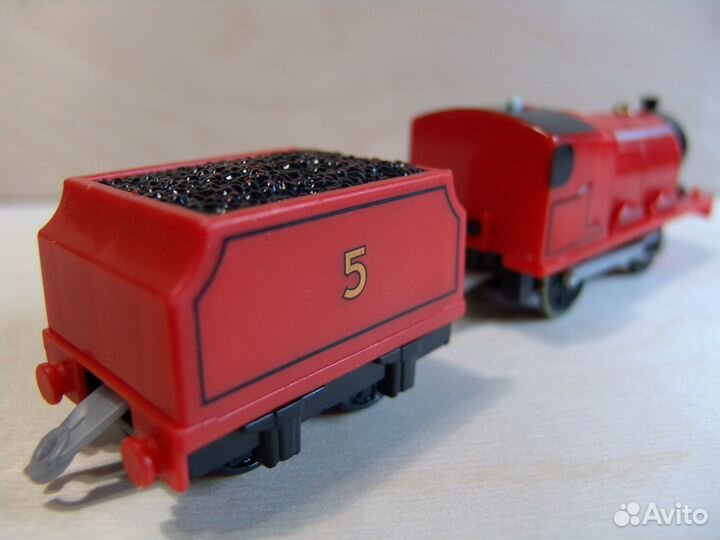 Паровозик томас на батарейках