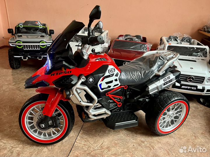 Огромный Электроцикл