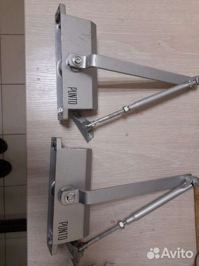 Доводчики дверей