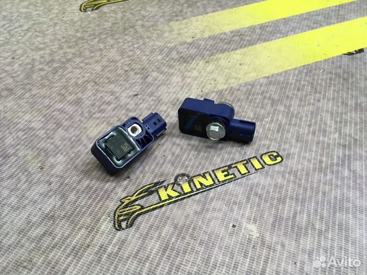 Датчик боковой подушки безопасности Сандеро 2