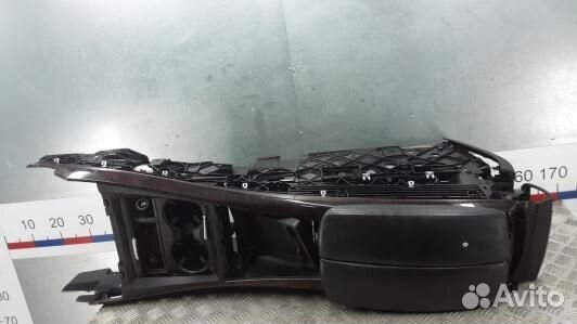 Подлокотник центральный BMW X5 E70 (HDN31IX01)