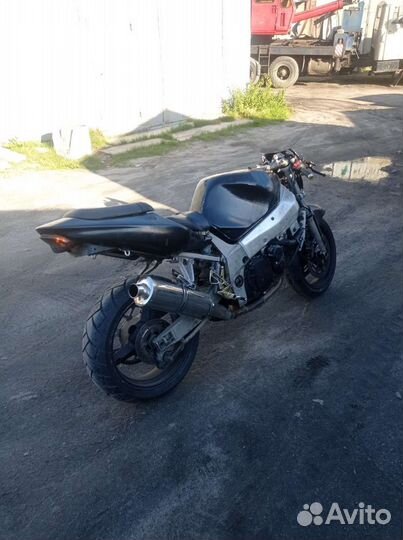 Suzuki GSX-R600