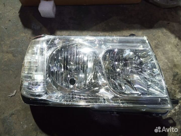 D12-1103P-LD-E1 Фары Land Cruiser 100