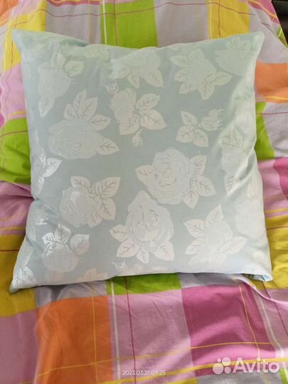 Подушка пуховая, перьевая 60х60