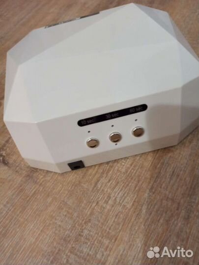 Новая лампа для маникюра