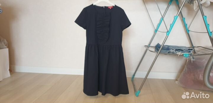 Платье школьное новое 140