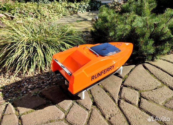 Прикормочный карповый кораблик Ранферри Solo V2