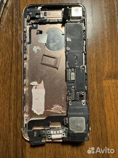 Запчасти на iPhone 7