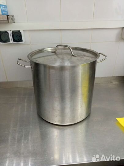 Кастрюля из нержавеющей стали