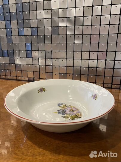 Набор столовой посуды из болгарии времен СССР