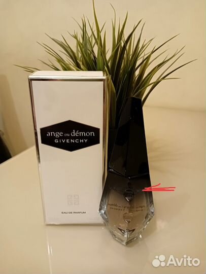 Парфюмерная вода Givenchy ange ou Demon 30 мл
