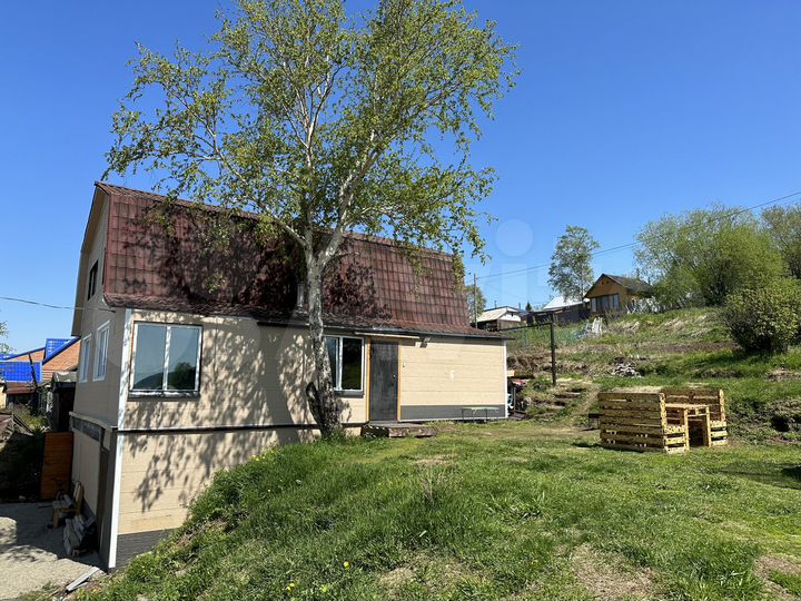 Дом 160,5 м² на участке 4 сот.