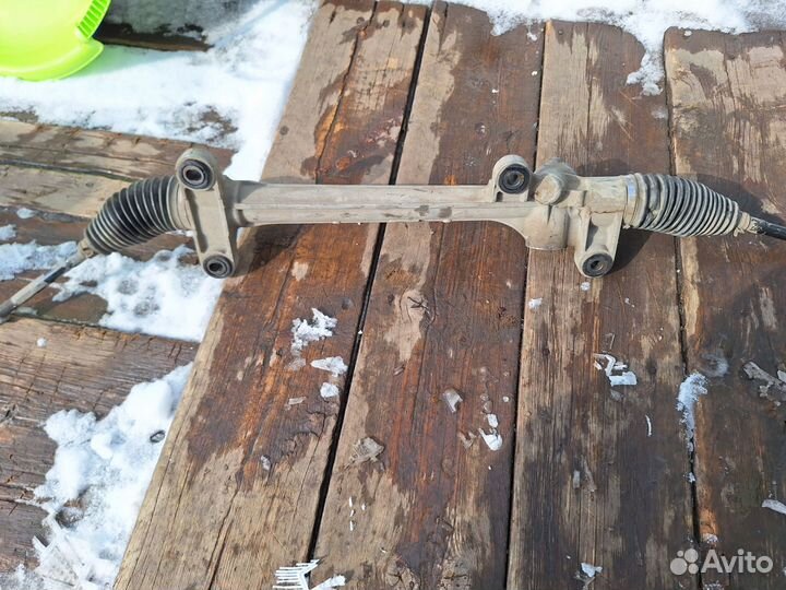 Рулевая рейка Prius 20 левый руль