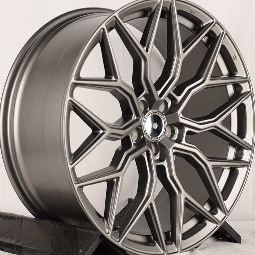 Литые диски Koko Kuture 9×R21 5×108