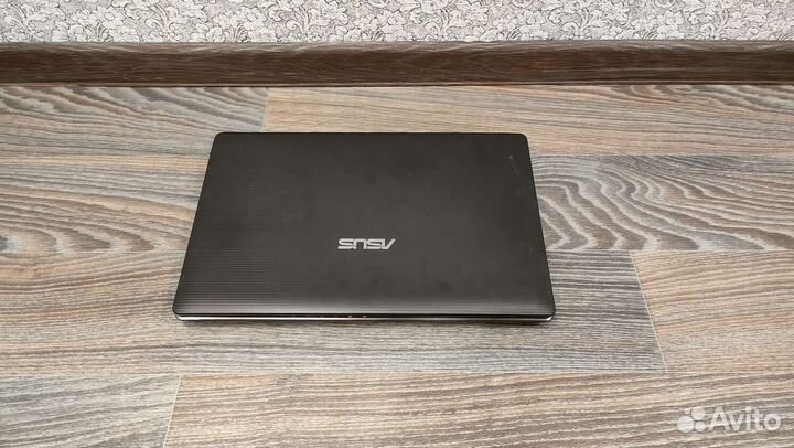 Ноутбук asus