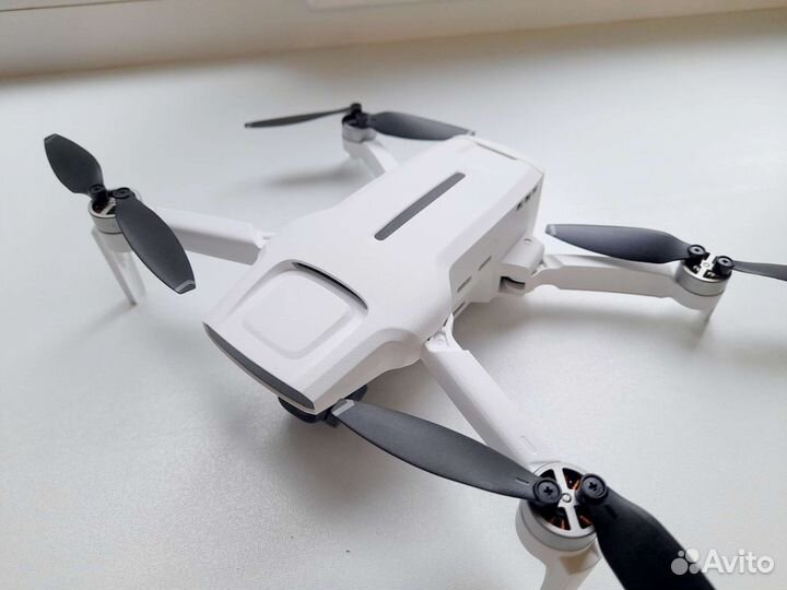 Квадрокоптер fimi X8 mini V2