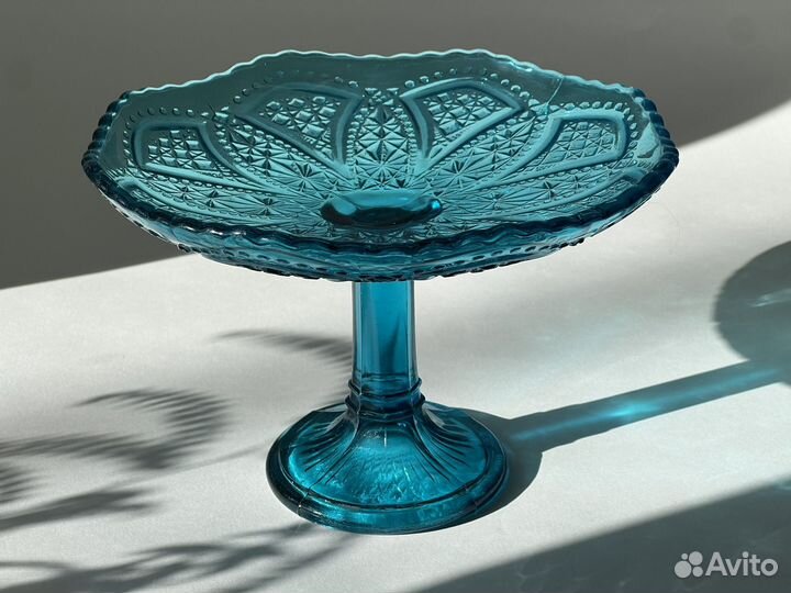 Ваза на ножке СССР Купоросное стекло