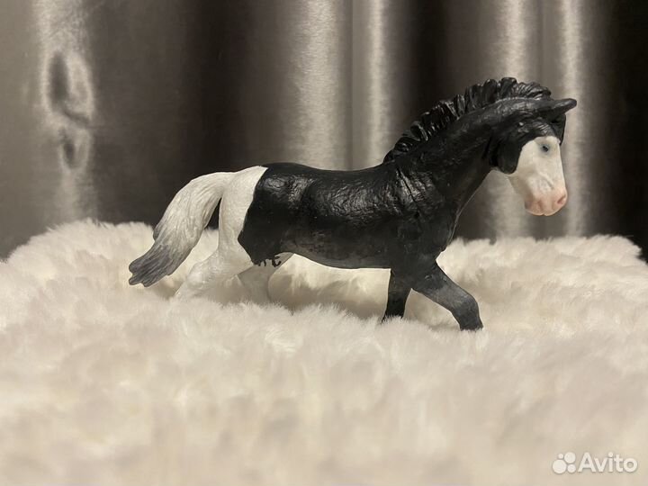 Перекрас/кастом лошади шляйх