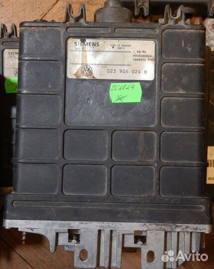 Блок управления двигателем VW T4 бензин 2.0 3.5