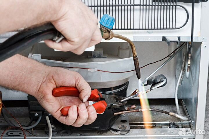 Мастер по ремонту холодильника и оборудования