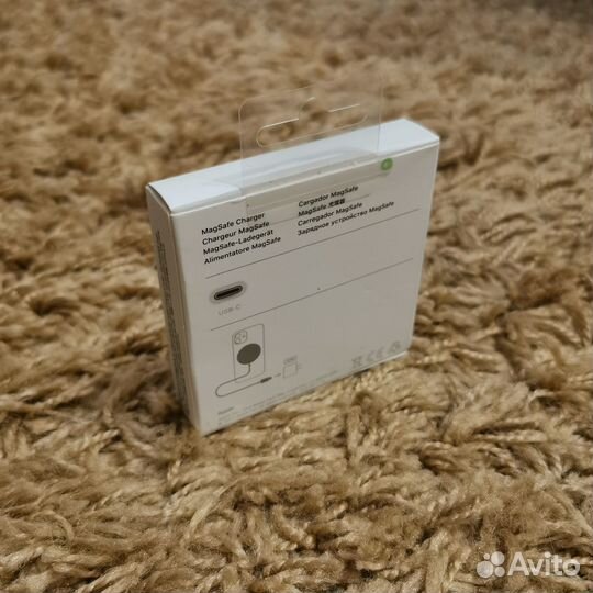 MagSafe беспроводная зарядка Apple