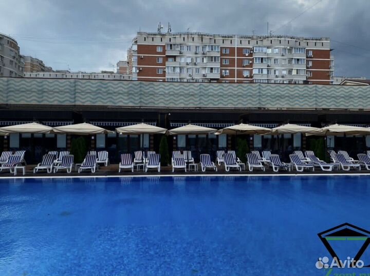 Зонт с боковой опорой