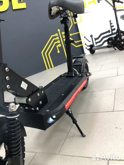 Электросамокат White Siberia Luna