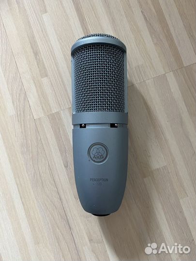Микрофон akg p120