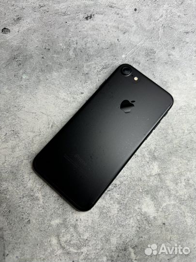 iPhone 7, 128 ГБ