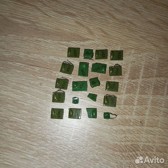 Конденсаторы км зеленые