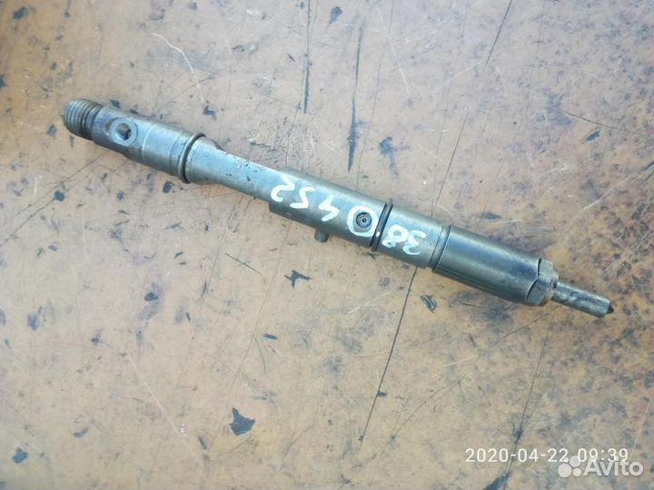 Форсунка топливная Volkswagen Passat