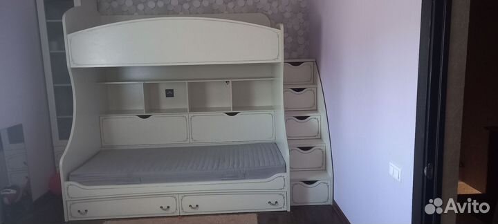 Двухъярусная кровать бу
