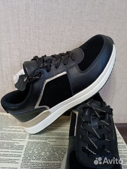 Кроссовки 39р натуральная кожа