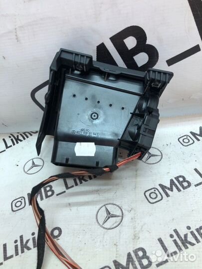 Воздуховод печки левый Mercedes Cl W216