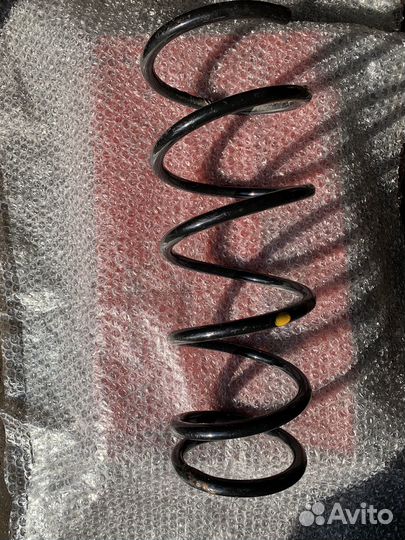 Пружина передняя Volkswagen Tiguan