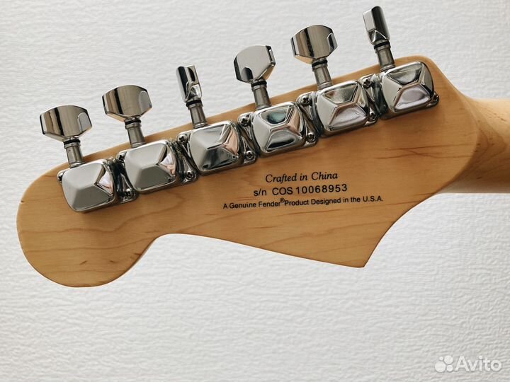 Электрогитара Fender Squier Bullet Strat 2010