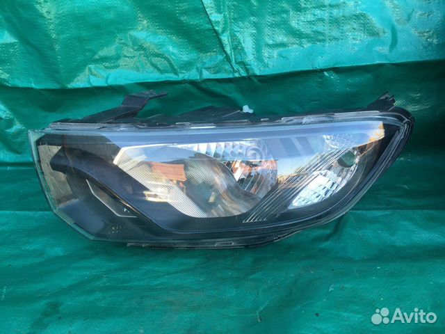 Фара левая VAZ LADA Granta Лада Гранта 2018г