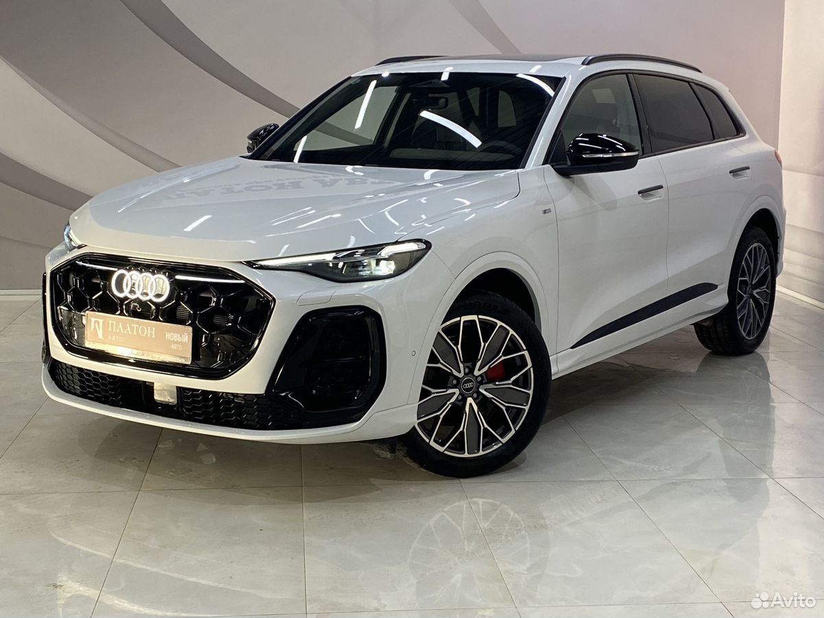 Audi Q5L 2.0 AMT, 2026