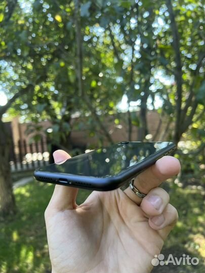 Телефон iPhone XR 64gb Идеал Продажа/Обмен