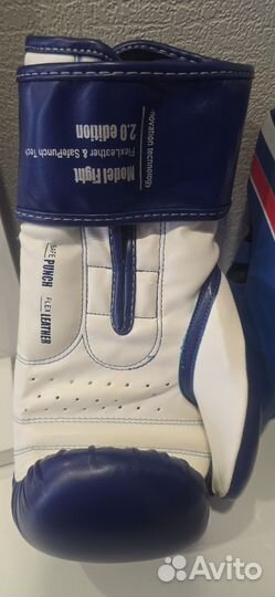 Боксерские перчатки 10 oz clinch синие