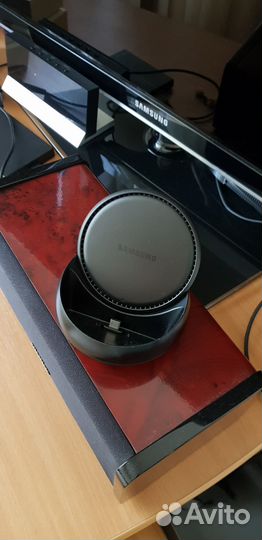 Мультимедийная док-станция samsung DeX