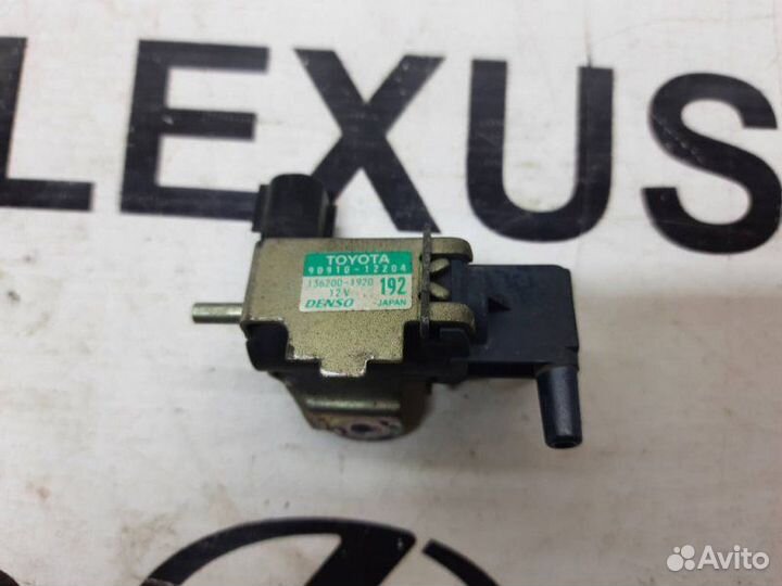 Клапан регулировки подвески Toyota Sienna 2010