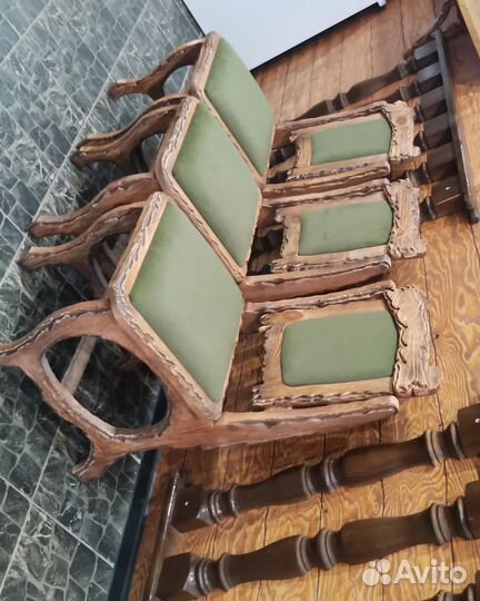 Стулья