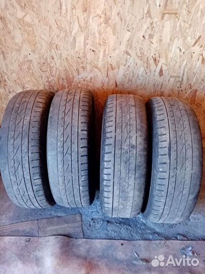 Continental CrossContact UHP E 235/65 R17