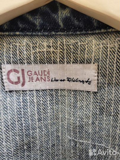 Жилетка джинсовая GJ Gaudi Jeans новая + браслет